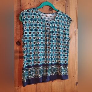 Liz Claiborne Women's keyhole neck sleeveless blouse. Sz XL. Peacock blues.